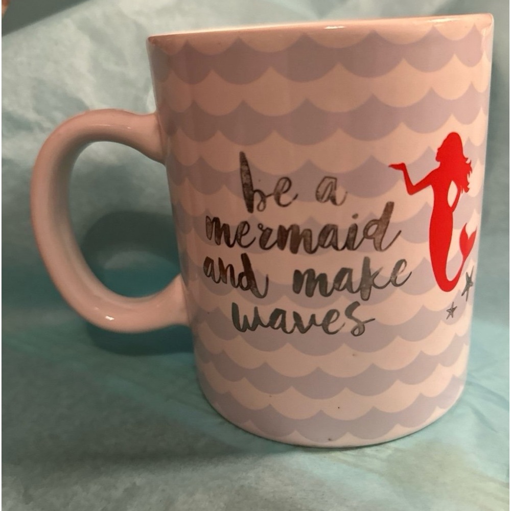 love your mug brand Be a mermaid and make waves Unique Rare mug, NWOT